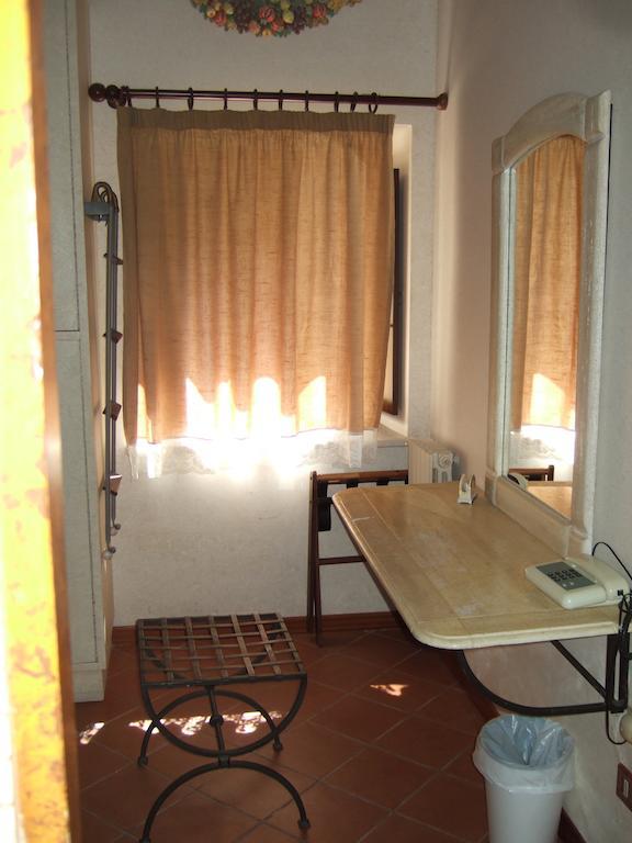 Eremo Hotel Casa Del Sorriso Erice Room photo
